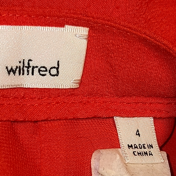 Aritzia Wilfred Emelyn Shorts Red High  Waisted Shorts - Picture 10 of 12